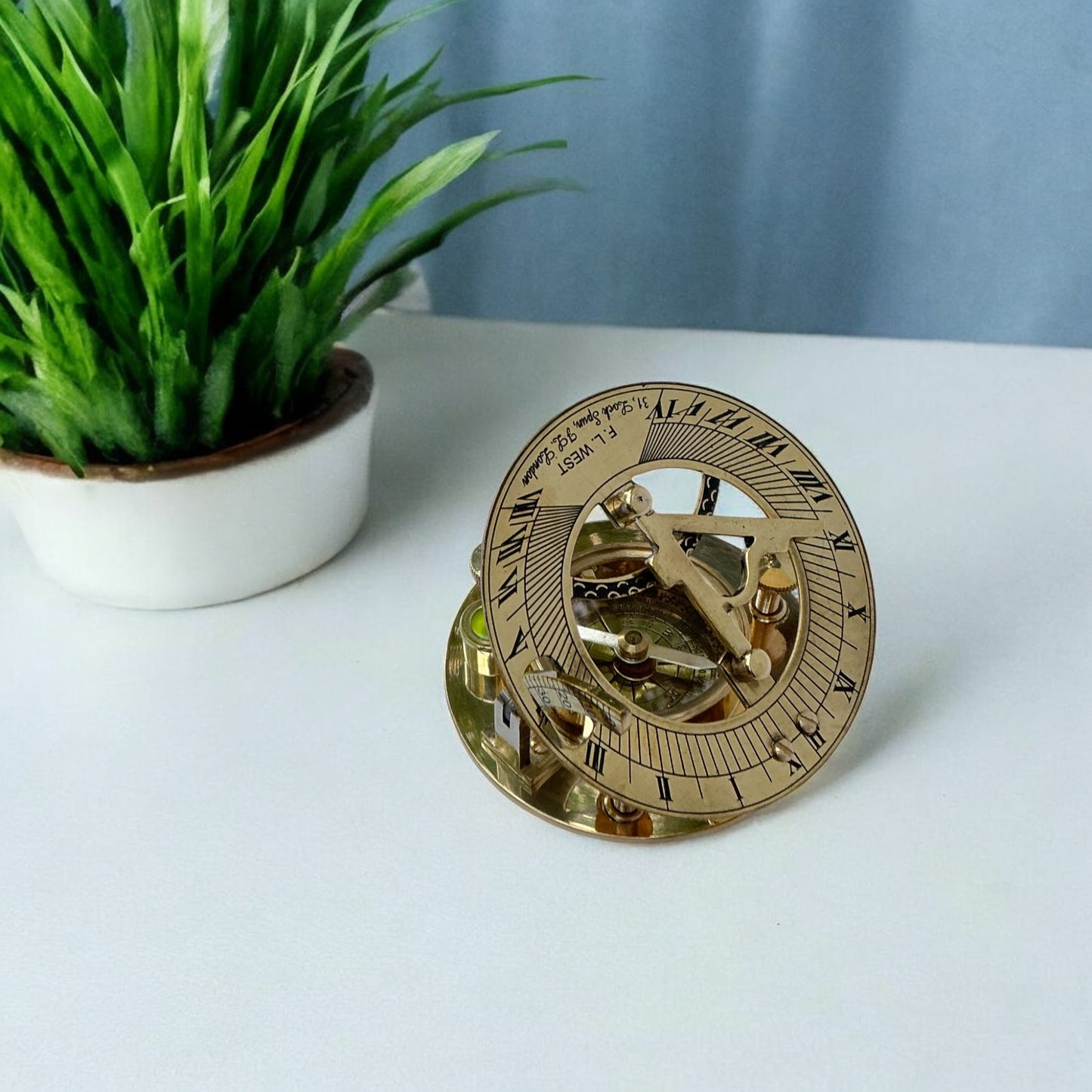 Solid Brass Vintage Sundial Compass