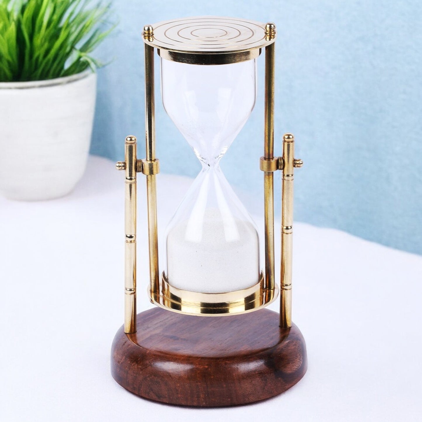 05-Minutes Sandclock with a Vintage Wooden Base by Brass Enclave™